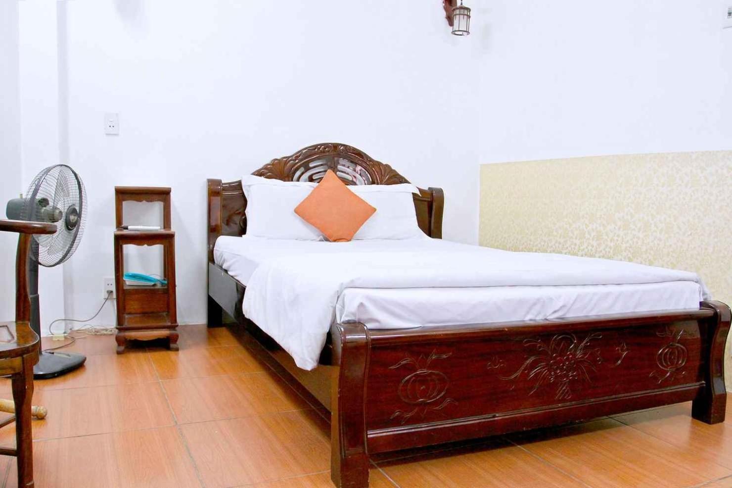 Hoang Cuong Hotel 15 Nguyen Thai Hoc Hanoï Extérieur photo